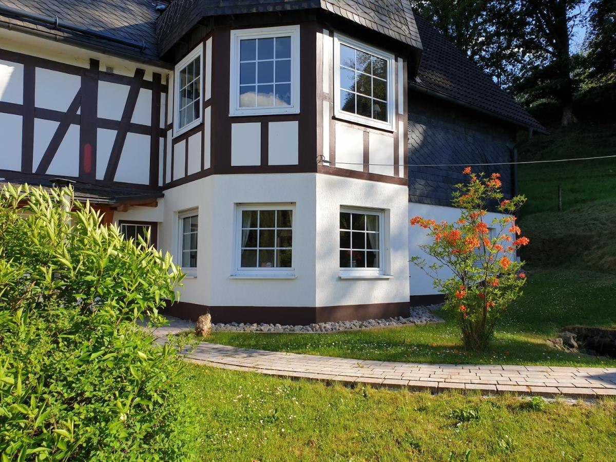 Apartment Augustenhofblick Бад Ласфе Екстериор снимка