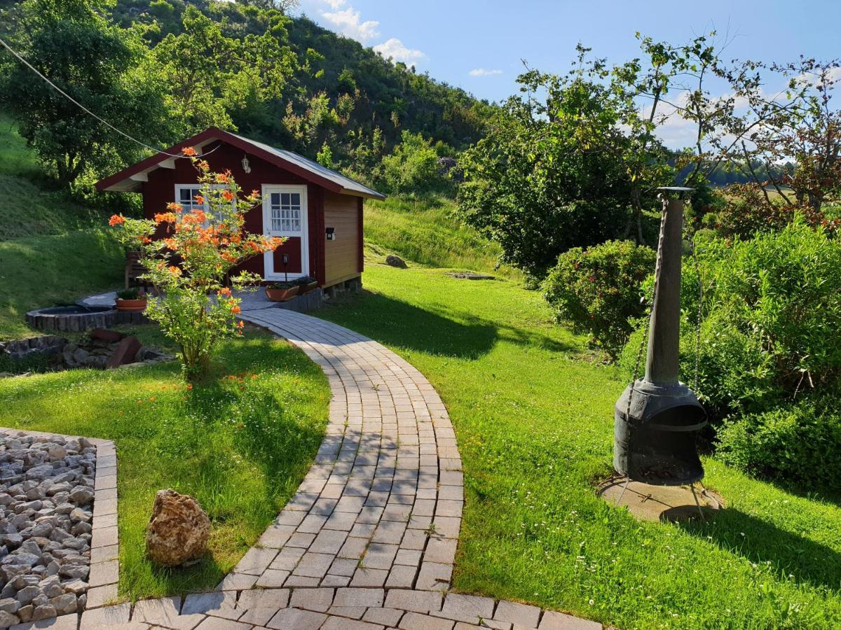 Apartment Augustenhofblick Бад Ласфе Екстериор снимка