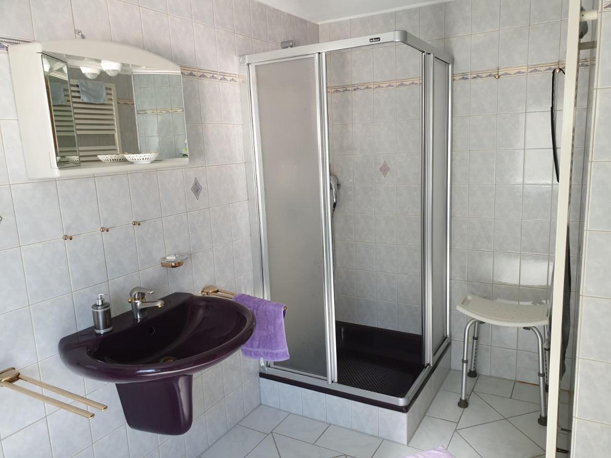 Apartment Augustenhofblick Бад Ласфе Екстериор снимка